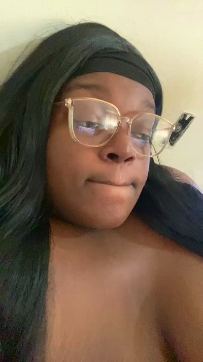 Girl2774 live from Brazil