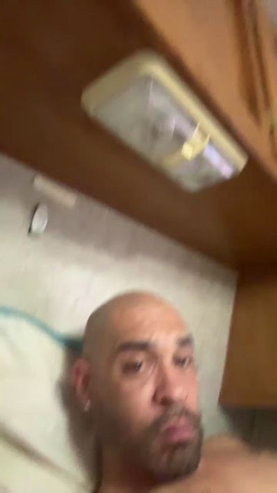 GorgeousRob live from United States