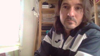 GorkaVicio live from Spain