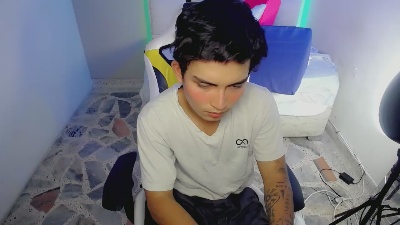 Green_XoX live from Colombia