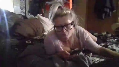 GypsyGirl82 live from United States