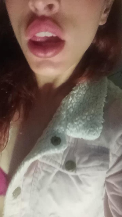 Haily_44 live from Italy