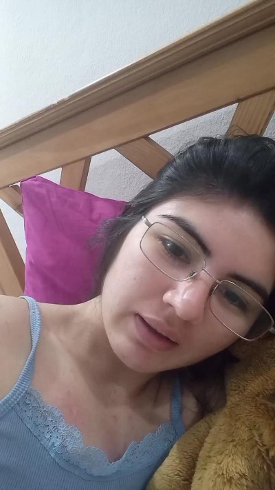 Hanna2775 live from Argentina