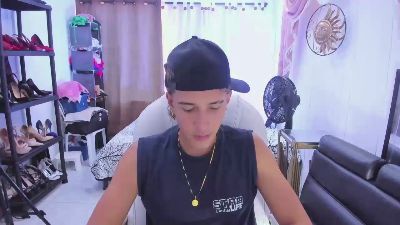 Haydenn_Boy live from Colombia