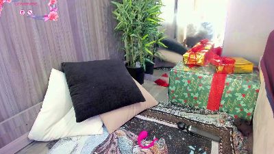 HelenaCole_ live from United States