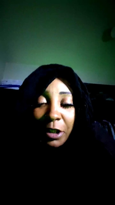 Honeybunnzs7 live from United States