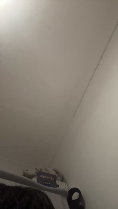 Hornyguy18yr live from United Kingdom