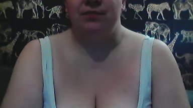 InnocentAmber live from United Kingdom