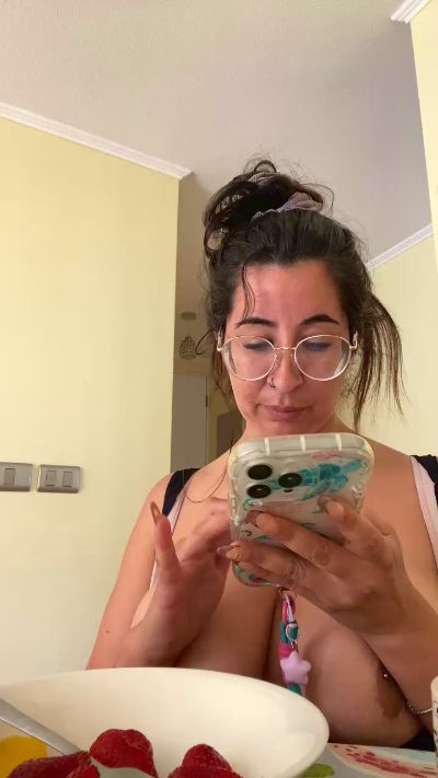 Isapekha live from Chile