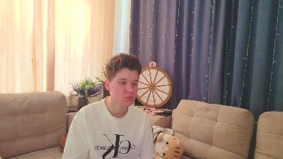 IzettaConedy live from France