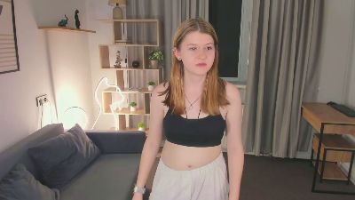 JanieceDalke live from France