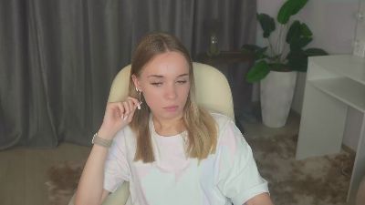 JolynOtar live from Italy