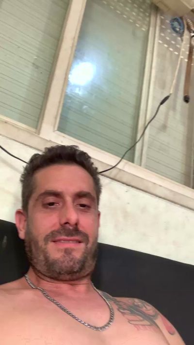 Jonny82xxx live from Argentina