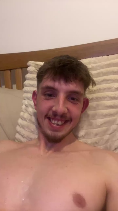 Kainefr live from United Kingdom