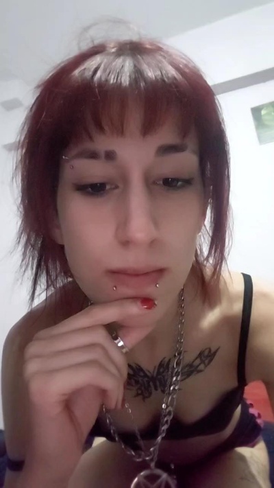 KatLuvvv live from Argentina