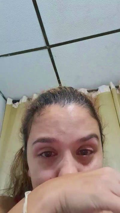 KathyGomezz live from Colombia