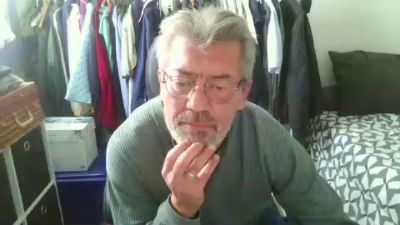 Kevinareux60 live from France