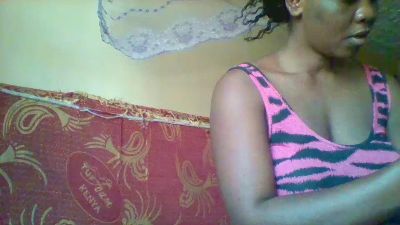 Kinkydiva1 live from Kenya