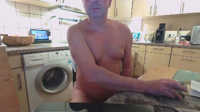 Knuffi1968 live from Germany