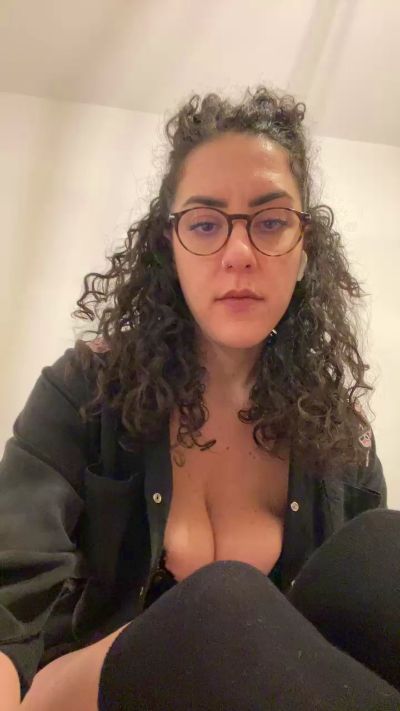 LadyAzar live from Italy