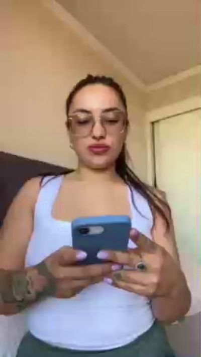 Latinaakita4 live from Chile