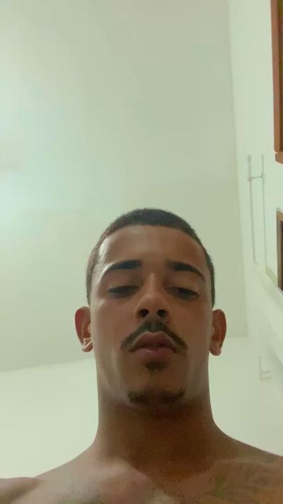 Leolima002 live from Brazil