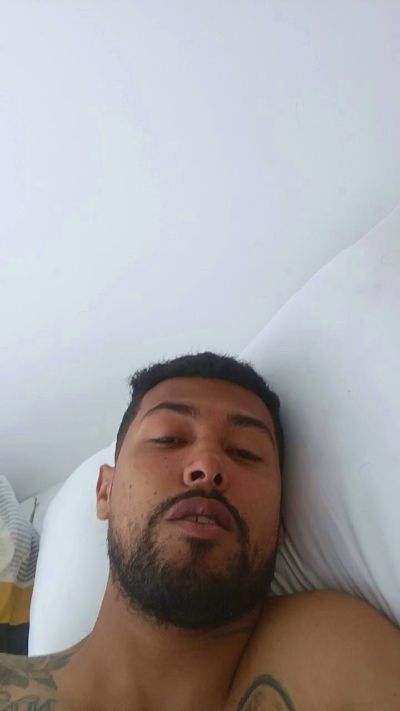 LeonBigCock24 live from Colombia