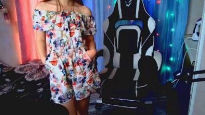 LoreneBelmarez live from France