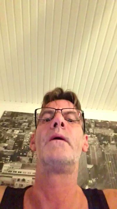 Loverboy505050 live from Netherlands