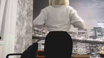 LyndseyKmiec live from United States