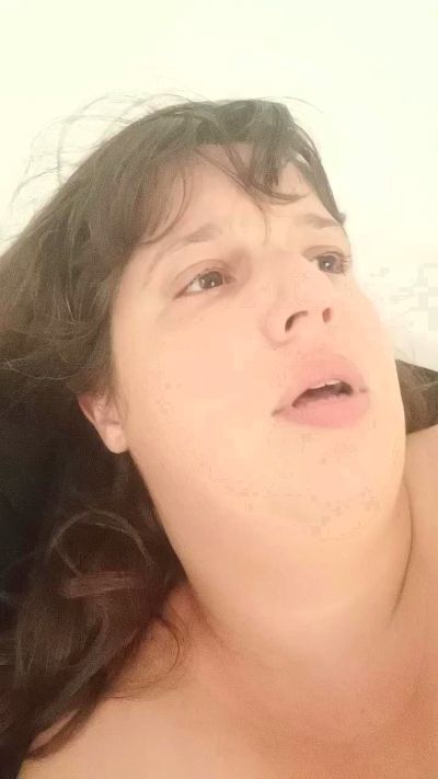 Maaryhot live from Brazil