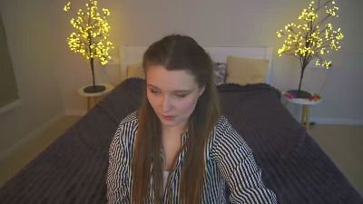 MagicPeachh live from Poland