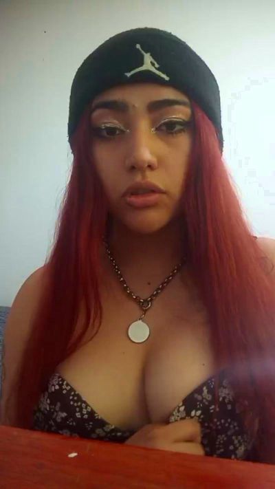 Magii_chavarria live from Chile