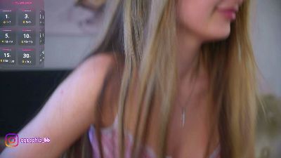 MaidaDelmore live from United Kingdom