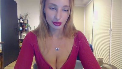 MarilynBeauty live from United States