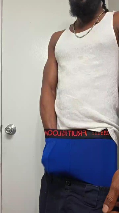 Masklady04 live from United States