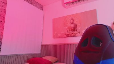 MaxTurner_ live from Colombia