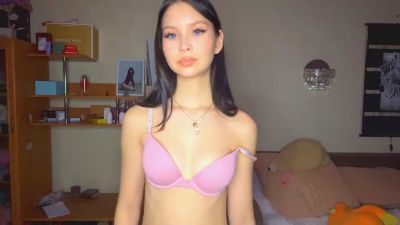 MerryOlmo live from Estonia