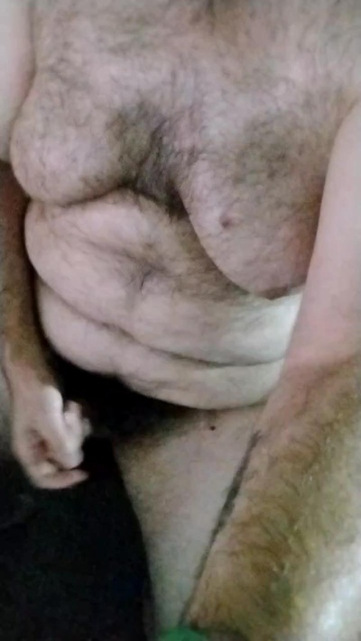 Mikeyluv2 live from United States