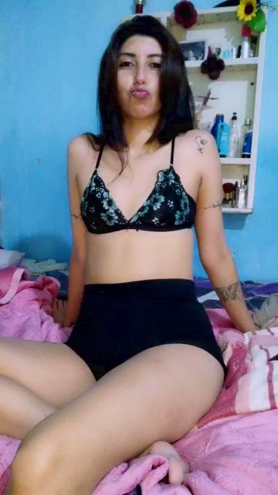 Millerlia97 live from Argentina