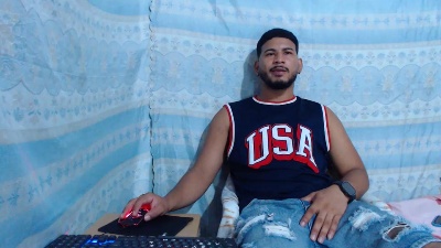 Mister_steick live from Colombia