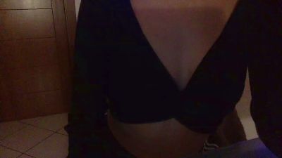 MistressNoir live from Italy