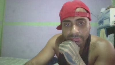 Morenocool5 live from Colombia