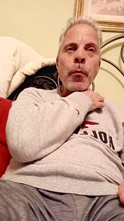 NakedG live from United States