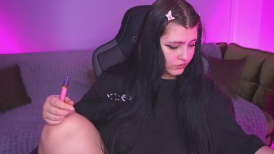 NanaDaizy live from Ukraine