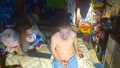 Newbiedreamer live from United States