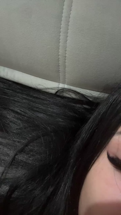 Nicolly_xoxos live from Brazil