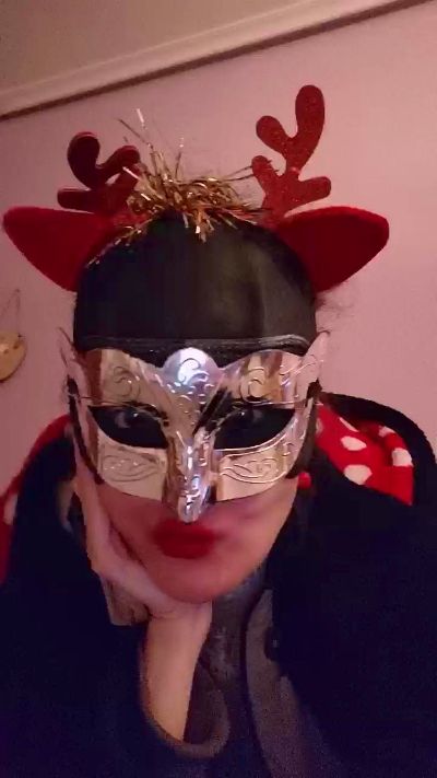 Nivea_82 live from Spain