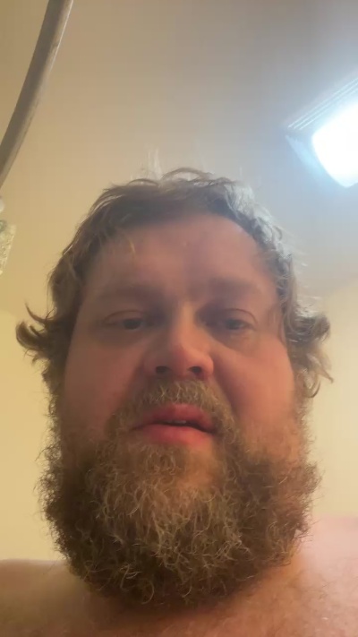 NorthernDadBod live from United States