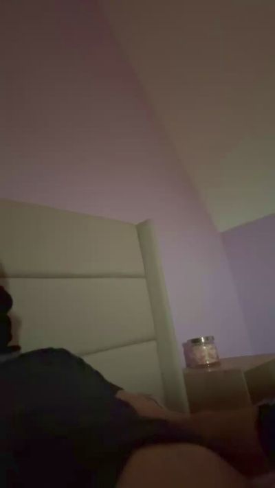 Nouveaudansle22 live from France